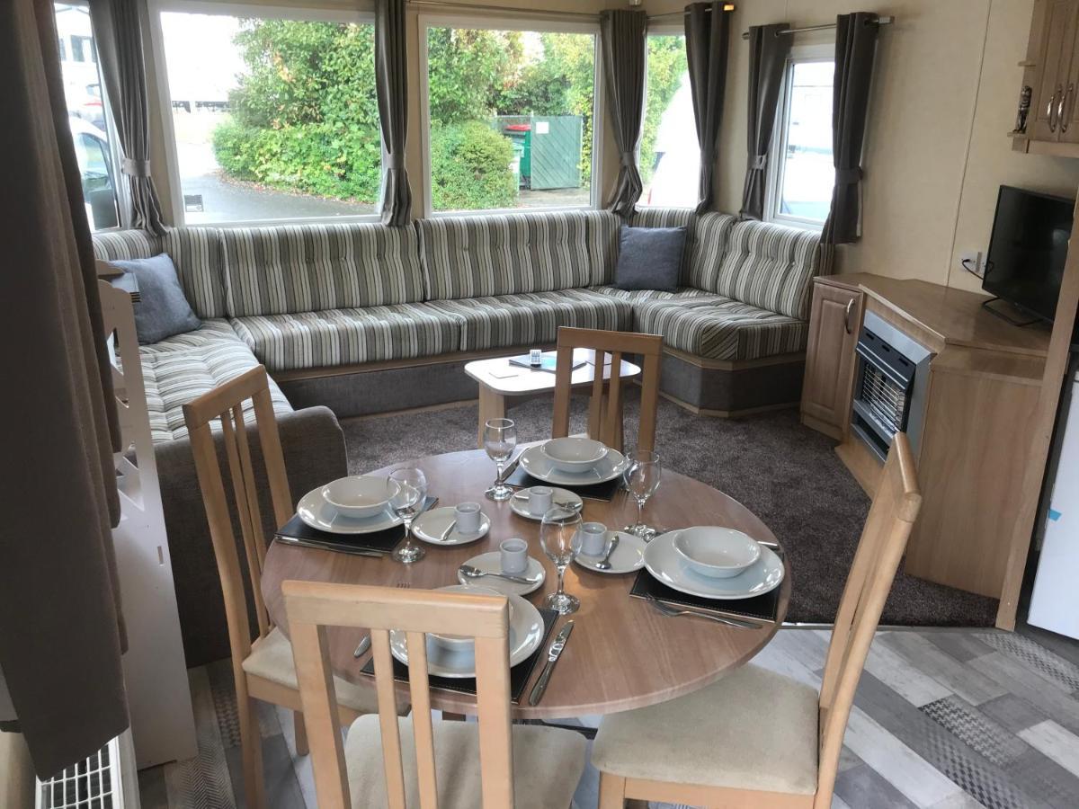 Accessible Wheelchair Friendly Caravan, Lg24, Shanklin, Isle Of Wight Екстер'єр фото